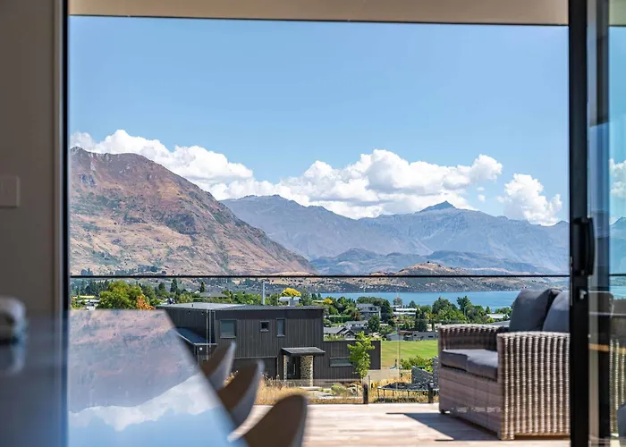 Ferienhaus Stylish Panoramic Mountain And Views Wanaka